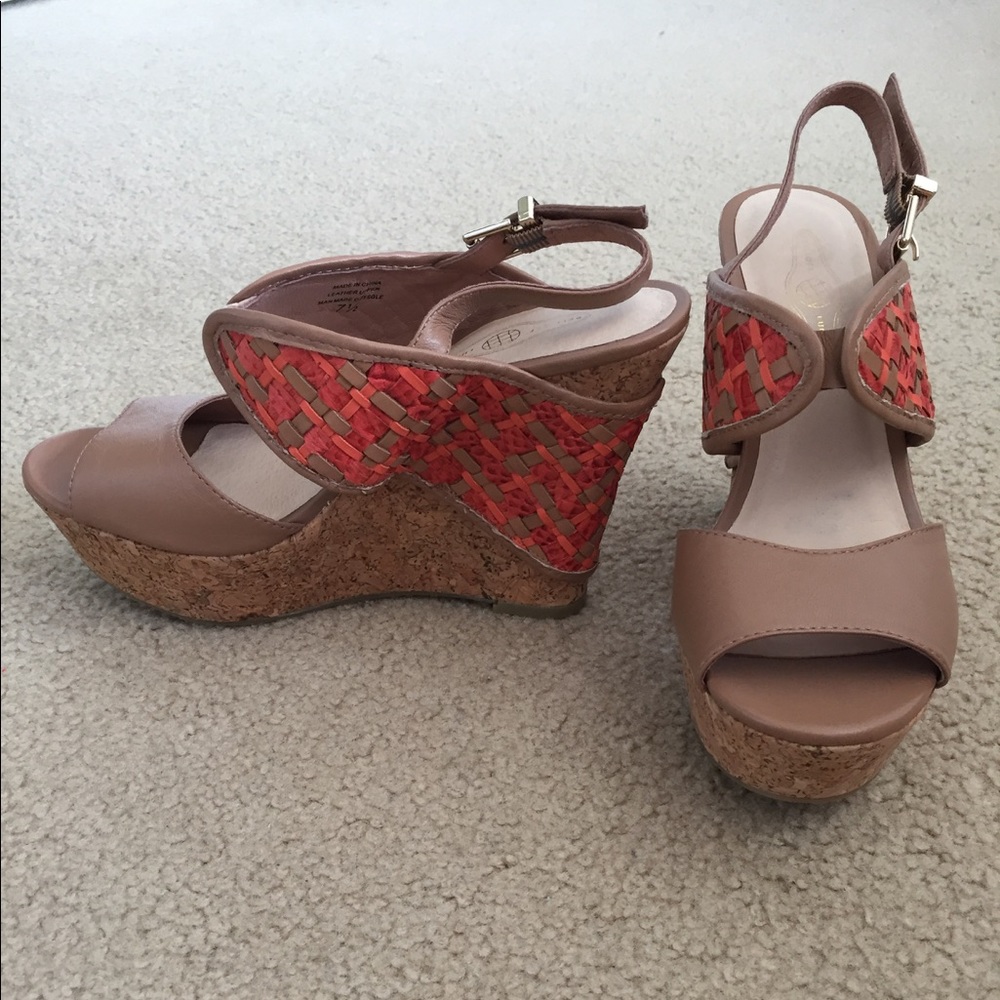 Nordstrom Elliott Lucca Coral Pink Wedge Heel - Picture 3 of 4